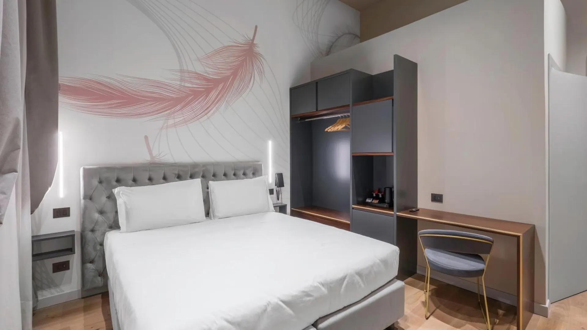 Hotel Adamas Firenze 3*,  Italia