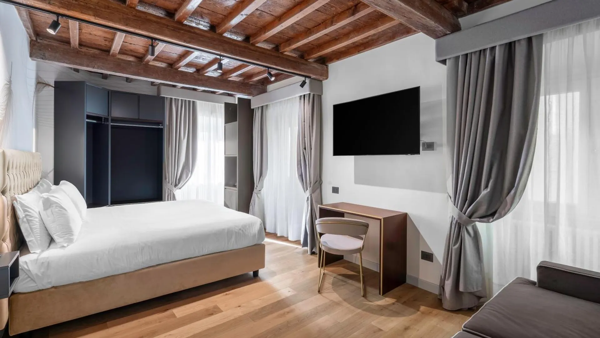 Hotel Adamas Firenze
