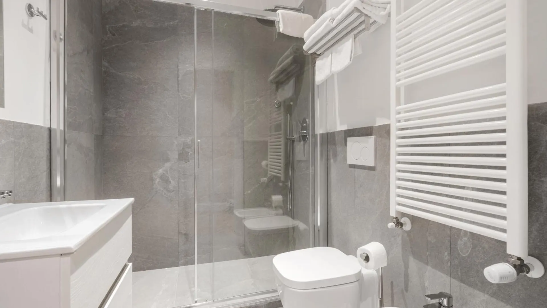 Hotel Adamas Firenze