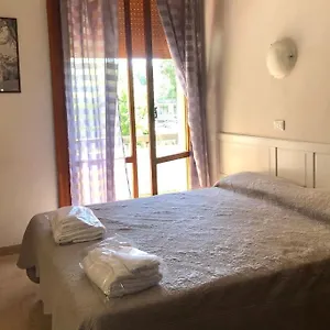 Affittacamere Sansovino Bed&car, Firenze
