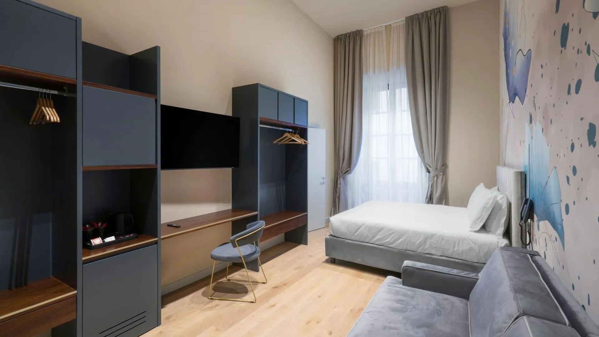 Hotel Adamas Florence Italy